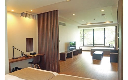 
            C002 HOTEL&RESORT狗賓ご優待券(9)
          